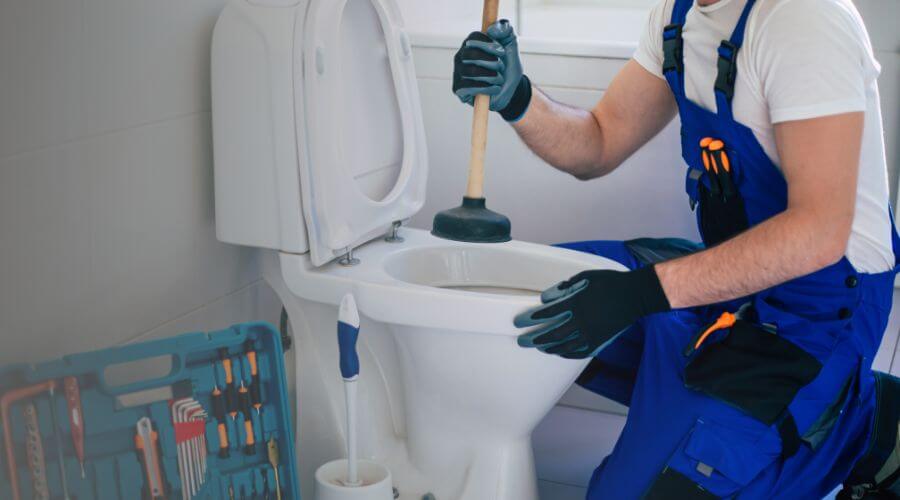 Local expert plumbing services in Desoto, TX